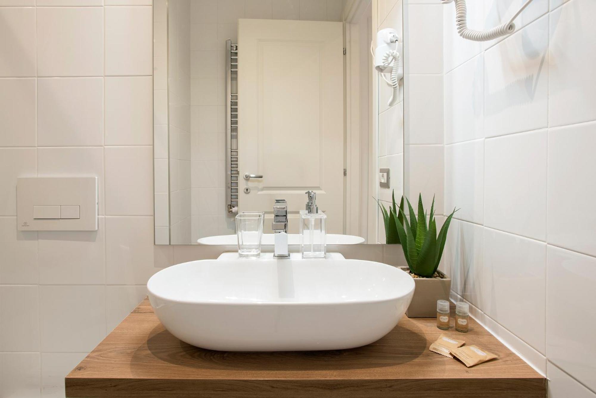 Domus White