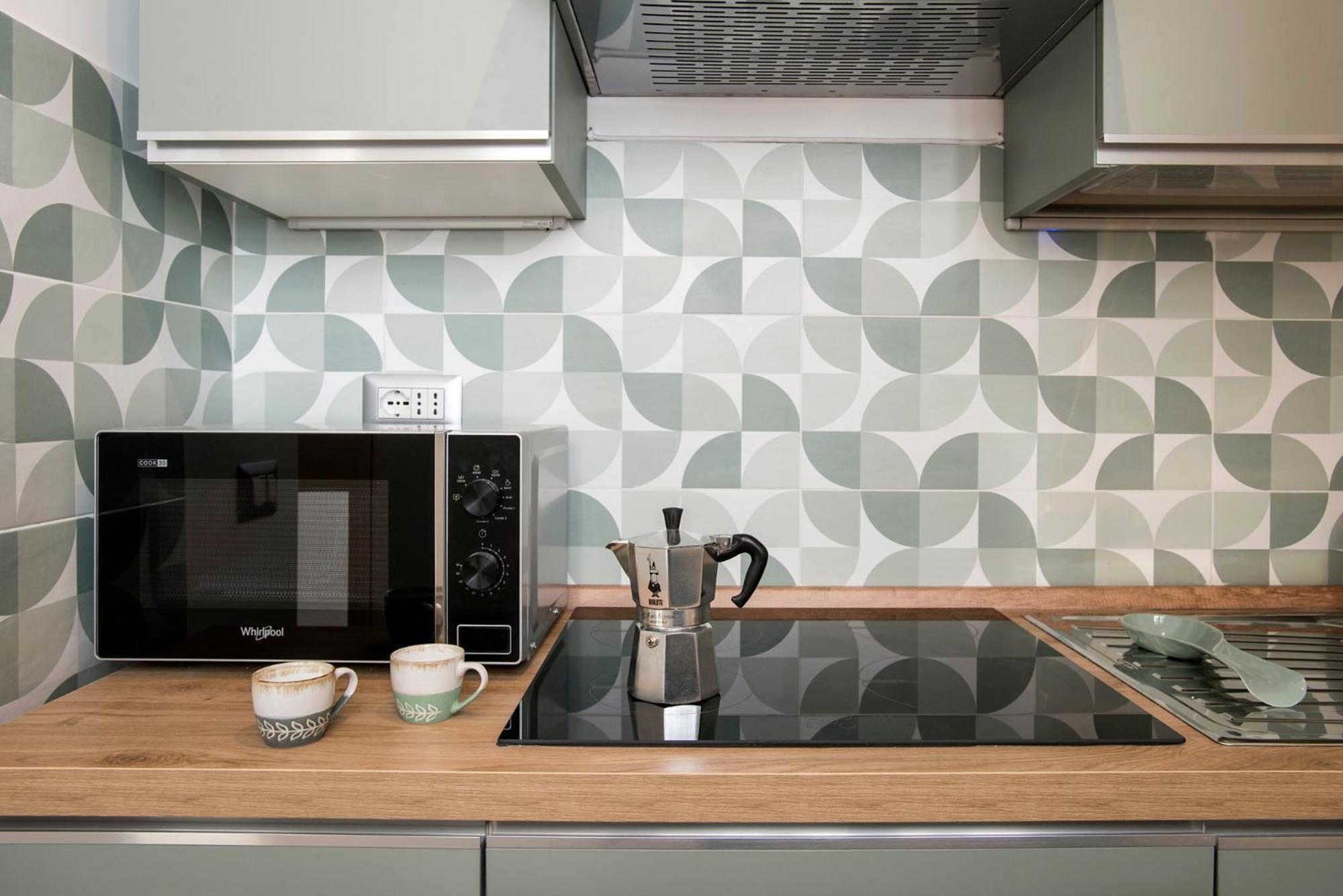 Domus White Rom